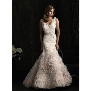 Allure Bridals Romance Mermaid Wedding Gown Swarovski Crystals V-Neck Ivory 10